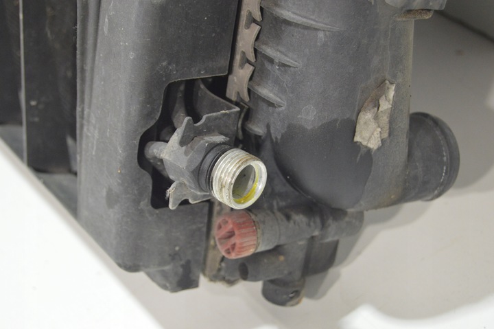 фото №7, Комплект радіатор mercedes w140 s280 s320 вентилятори радіаторів води кондиціонер