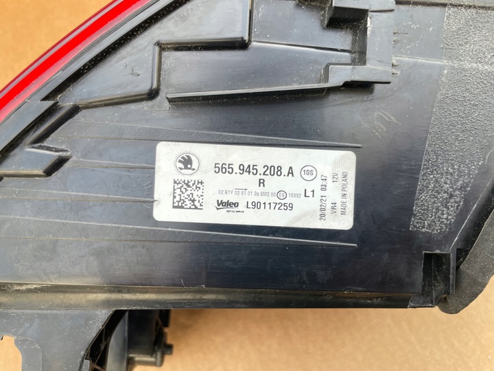 фото №9, Лампа skoda kodiaq 565945207a 565945208a 565945308b 565945307b комплект