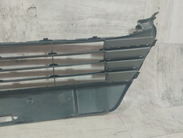 фото №8, Toyota auris ii решётка решётка бампера передняя перед 53112-02390