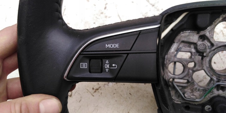 фото №8, Audi q3 83a руль мультифункция кожа 83a419091 83a124