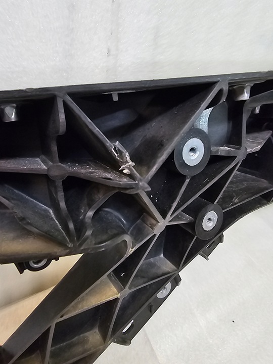 фото №7, Усилитель лобовое pas tesla iii 3 рестайлинг 1610866-00-a