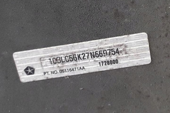 фото №9, Крыло переднее правые chrysler sebring jr 05116471aa 2.36l бензин 112kw