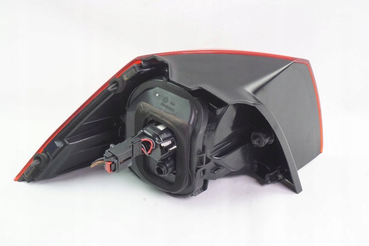 фото №10, Лампа права задня vw golf vii 5g0945096f