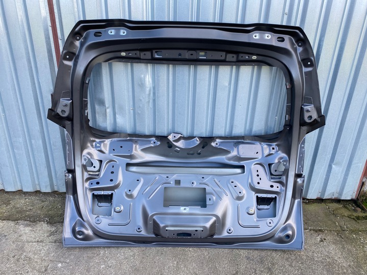 фото №8, Крышка багажника peugeot 2008