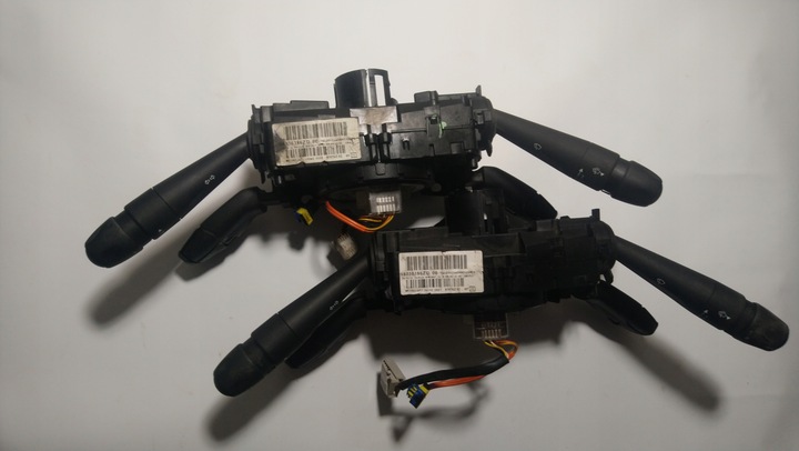 фото №9, Peugeot 208 переключатель комбинированный рулевой/подрулевой лента