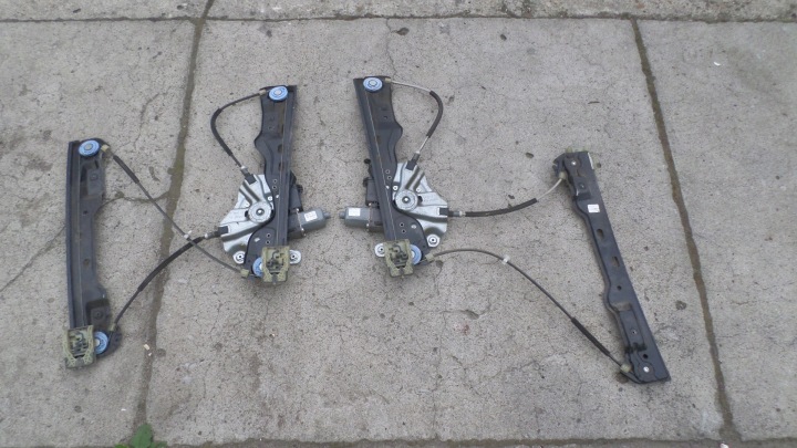 фото №6, Opel zafira c підйомник вікна 915368104 праве