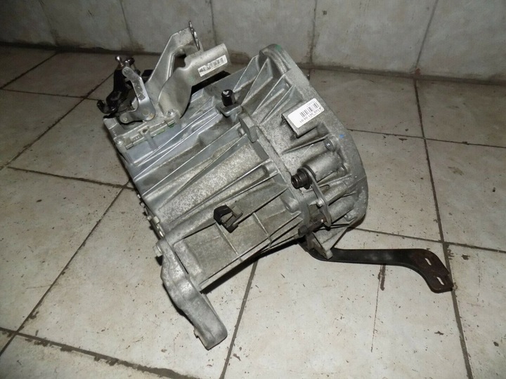 фото №1, Mercedes b клас w169 коробка передач коробки передач 1,7 1,5 benz