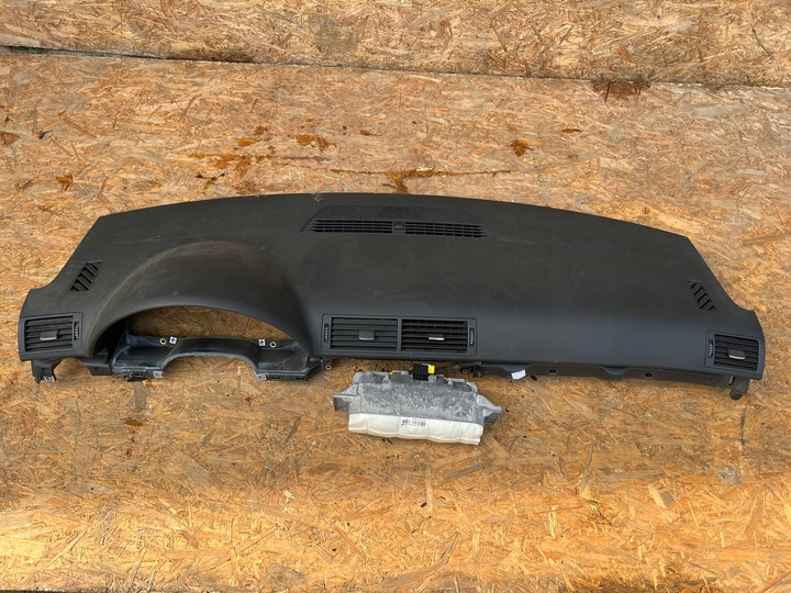 фото №1, Консоль панель audi a4 b6 b7