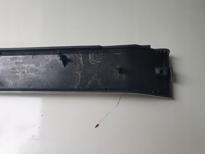 фото №8, Vw touareg 7l рестайлінг 07- dekor панелі правий срібний