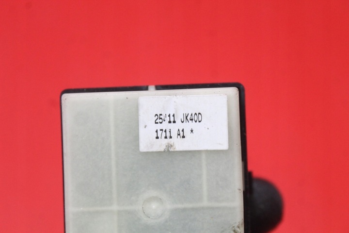 фото №6, Вимикач підйому скла праві перед 25411jk40d infiniti g37 рестайлінг 07-13