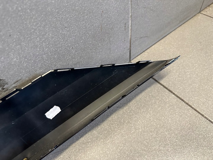 фото №11, Накладка кришки багажника audi q8 4m8853236