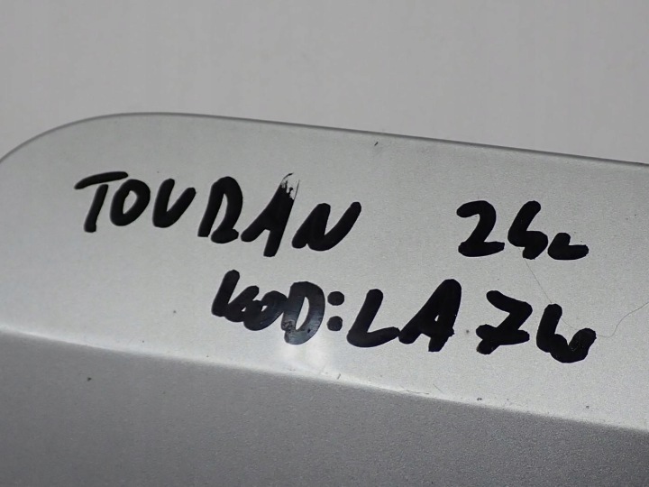 фото №8, Кришка заливання пального 8v0862159a la7w vw touran 5t ii iii 24r