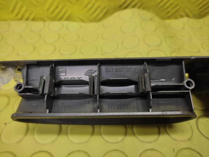 фото №8, Seat ibiza iii перемикач скло 6l1867171g