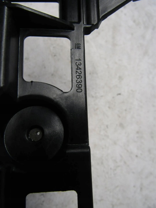 фото №9, Opel astra k v универсал ползун бампера правый зад