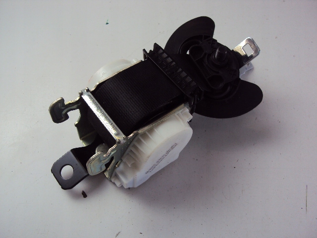 фото №1, Pas безпеки середній зад peugeot 5008 09-