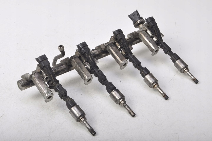 фото №1, Volvo v60 1.6 t планка вприскувальний форсунка 0261500103