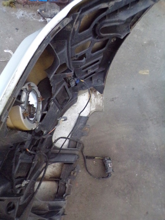 фото №9, Бампер перед mercedes w164 ml amg lak 775 ксенон