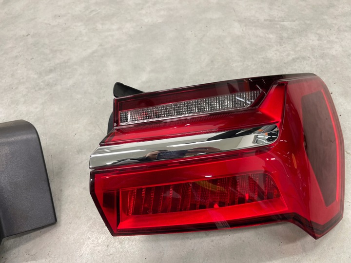 фото №7, Лампы зад audi a6 c8 avant универсал комплект оригинал