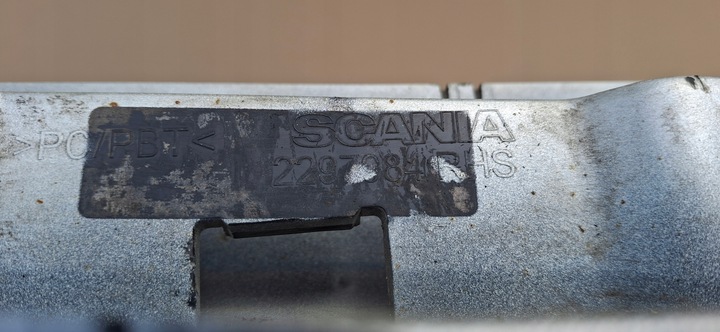 фото №9, Scania r s планка накладка підкрилки крила права 2297984
