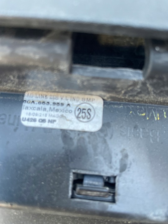 фото №10, Audi q5 80a карбон задняя левая планка дверь 80a853969a