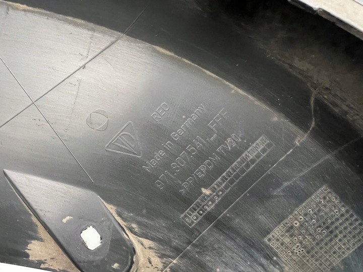 фото №8, Porsche panamera 971 накладка спойлер бампера передней перед 16-23