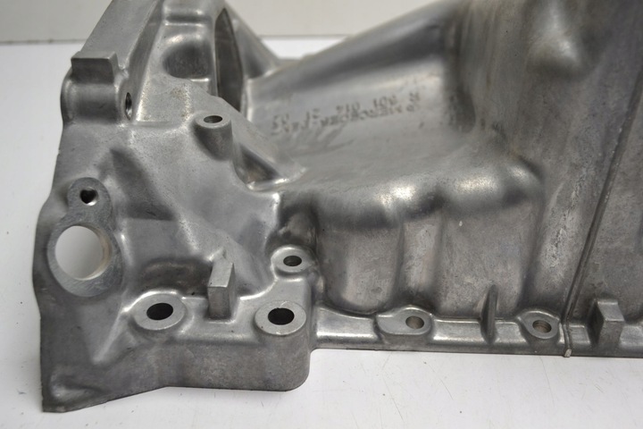 фото №7, Mercedes t1 утка 601 sprinter поддон масляная