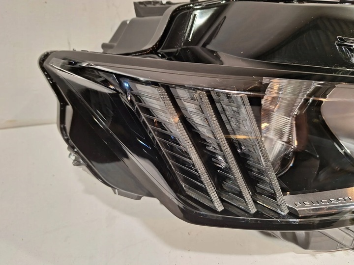 фото №7, Лампа перед правая новая повреждённая valeo led 9823144280 peugeot 508 ii 18-