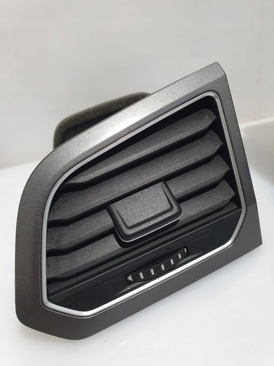 фото №6, Golf vii sportsvan 2015r декоры решётки воздуховод панель климат рамка туннеля eu