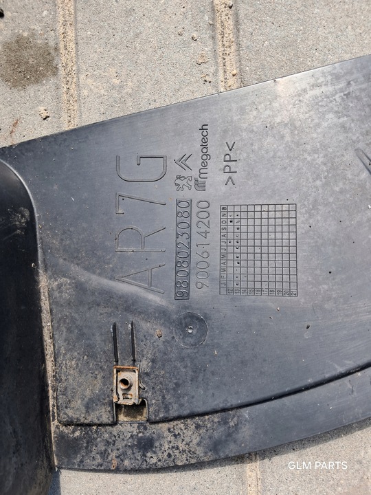 фото №5, Citroen c4 grand picasso ii ліві / праві підкрилок задні ціна za штука