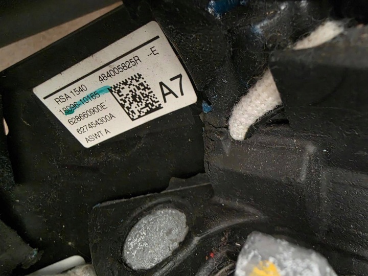фото №9, Руль кожаный renault megane iv oem номер 484005825r