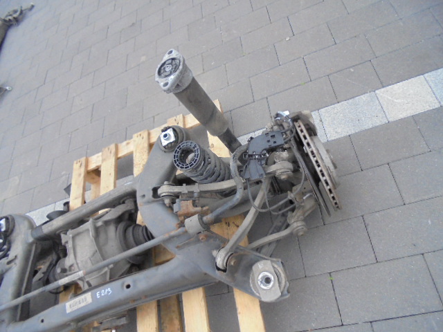 фото №4, Підвішування задні балка міст mercedes e-klasa w213 sedan 2.0 cdi 2018 рік