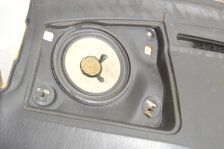 фото №6, Панель роздавальна mercedes 190 w201 2016801587 чорна