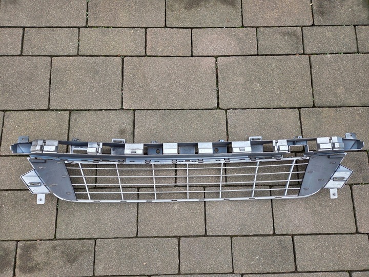 фото №10, Grand scenic iii передний рестайлинг решётка нижняя бампера передней 622540016r