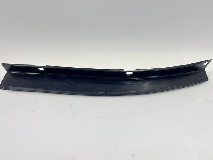 фото №8, Пластик защита стойка багажника правая mercedes w124 универсал тёмно-синий 1246920101