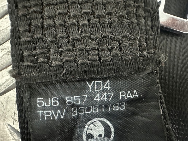 фото №5, Skoda fabia ii hb ремені задні 5j6857447 5j6857448