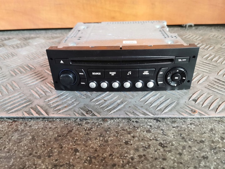 фото №1, Citroen ds3 оригінальний номер радіо 96662669xt