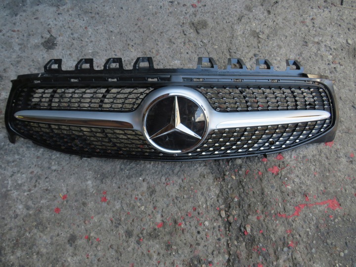 фото №1, Решітка радіатора решітка mercedes a1188881600