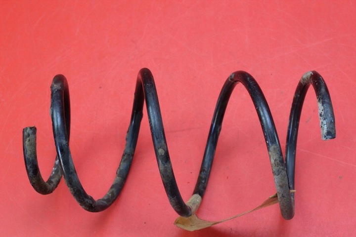 фото №1, Пружина перед передняя toyota corolla verso 1 i 1.6 vvt-i 110 km 01-04