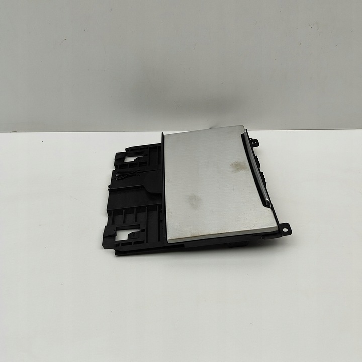 фото №6, Audi rs6 c7 2014 пепельница панели распределительной