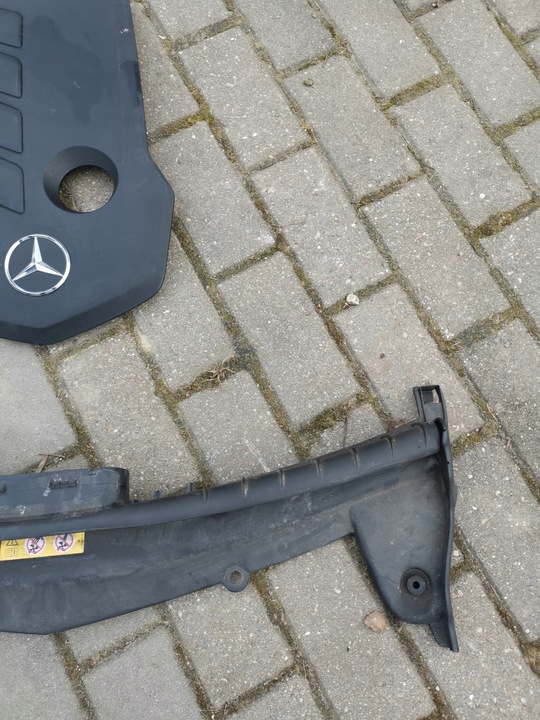 фото №5, Mercedes w213 amg захист уловлювач повітря ременя передньої a2135000355