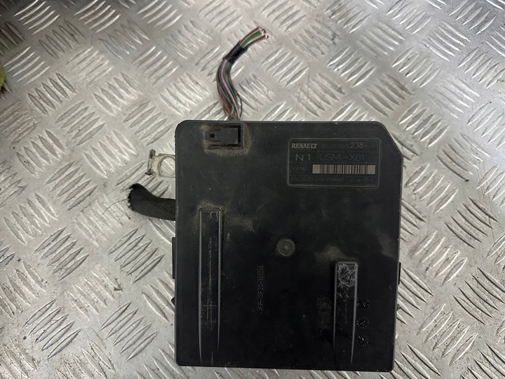 фото №3, Renault kangoo ii iii коробка модуль usm штекери 8201044238 b