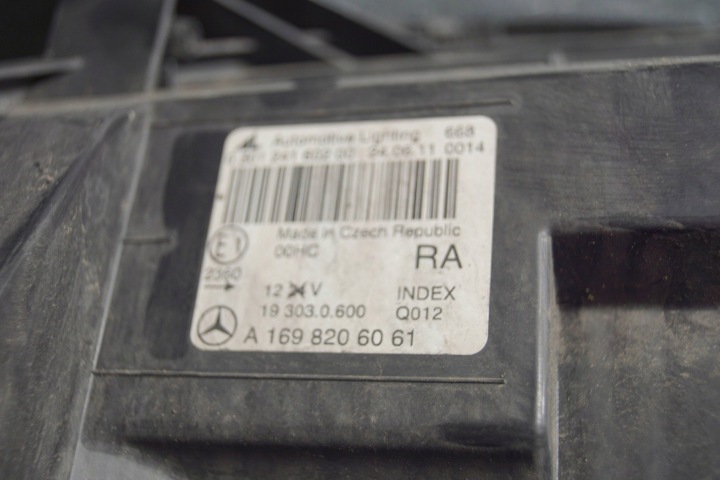 фото №15, Mercedes w169 рестайлинг фара правое перед s1715