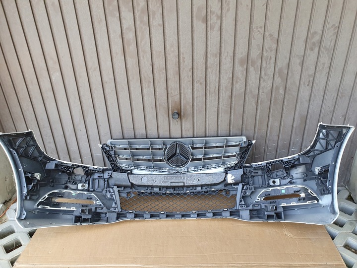 фото №10, Mercedes 204 рестайлінг бампер решітка avantgarde