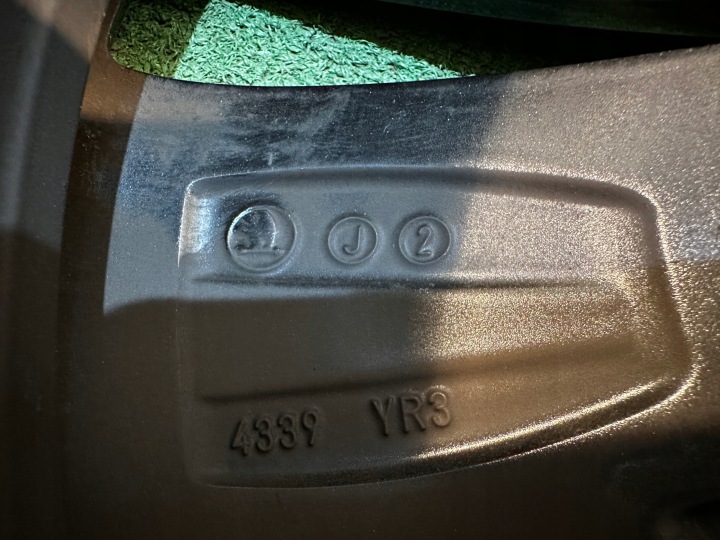фото №11, Skoda superb iii 3v0 алюмінієвий диск 18 дюймів 3v0601025b