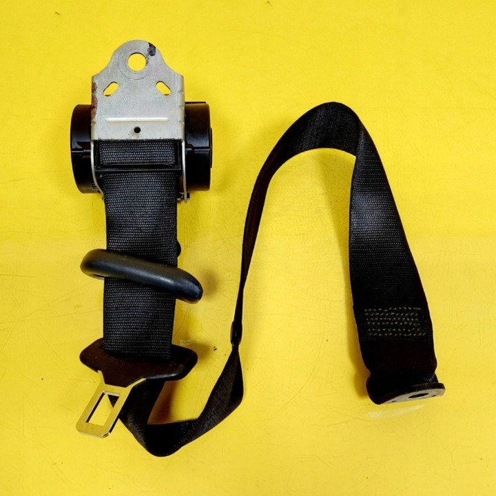 фото №7, Pas безопасности правое зад mitsubishi colt 0433097 nr2213