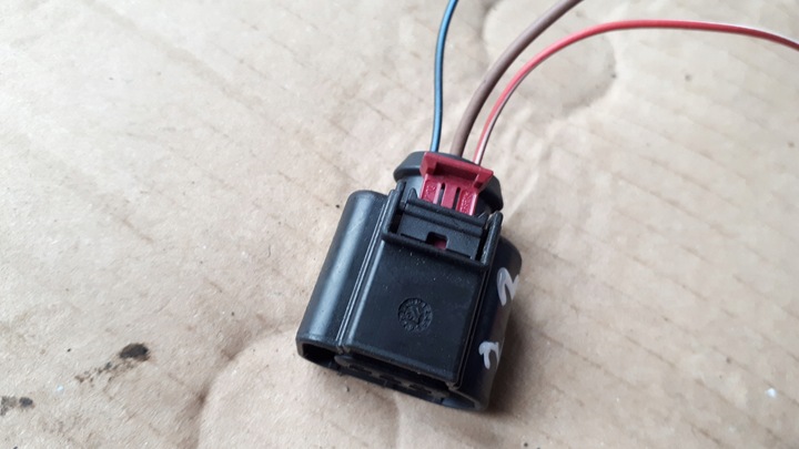 фото №8, S4 b8 рестайлинг a4 штекер разъём 8p0973722 a5 q5 a6