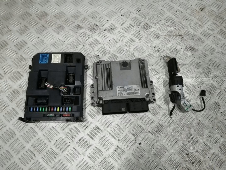 фото №1, Citroen ds3 1,6 thp комп'ютер набір стартовий