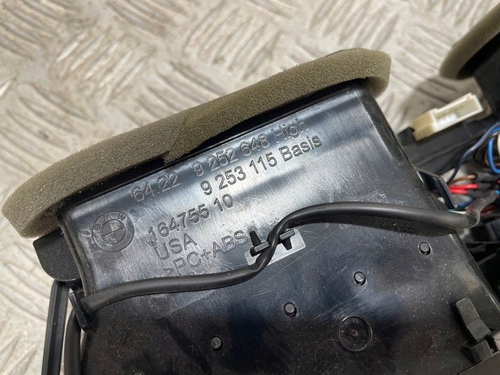 фото №5, Решётка воздуховод средняя bmw x5 f15 x6 f16 европа 9252648