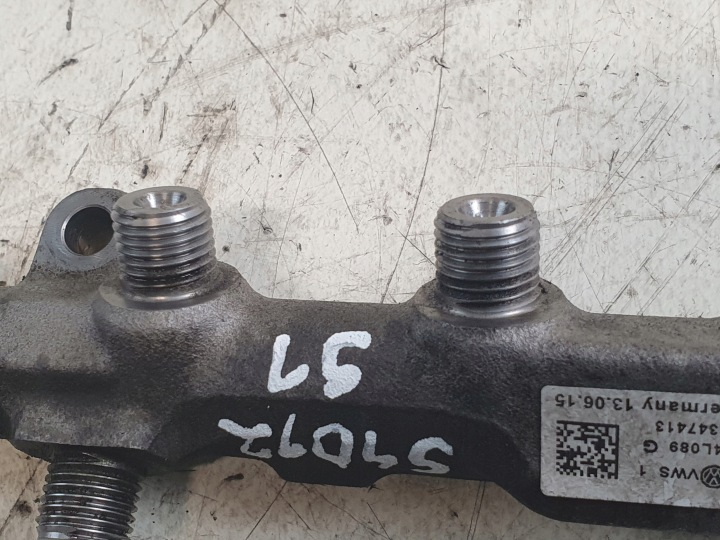 фото №6, Паливна рейка  oem номер 04l089g volkswagen passat b8 2.0tdi 15r.