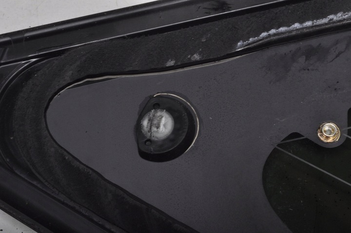 фото №8, Land rover discovery l462 скло кузовна права задня 17r